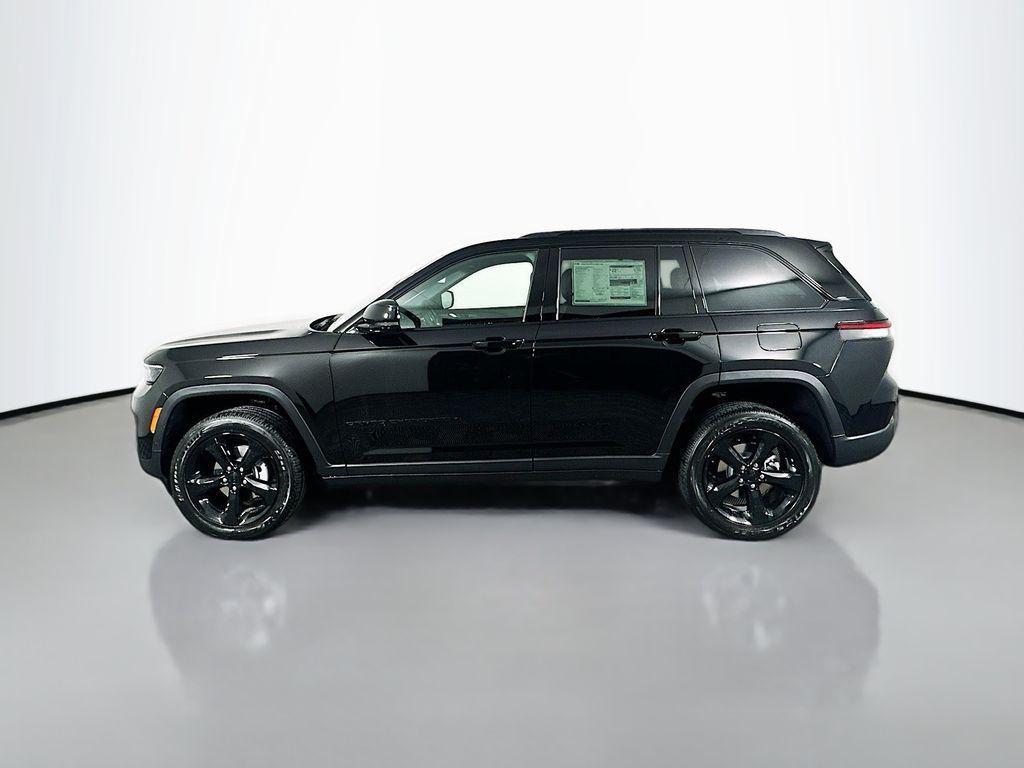 new 2025 Jeep Grand Cherokee car, priced at $36,409