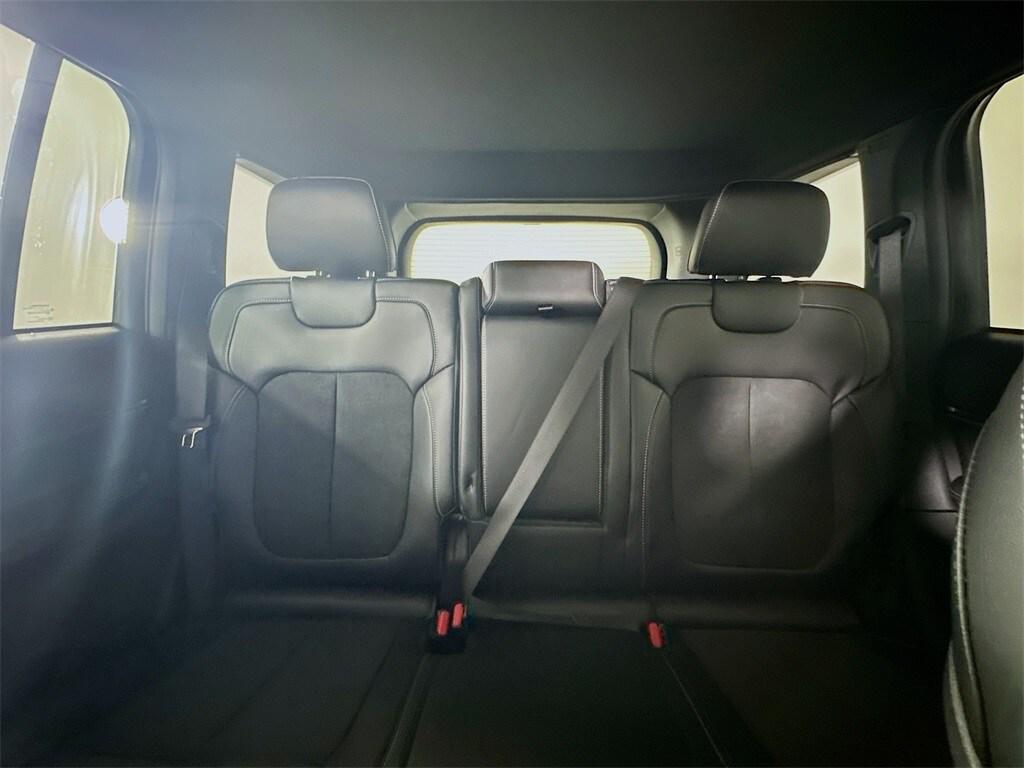 new 2025 Jeep Grand Cherokee car, priced at $39,308