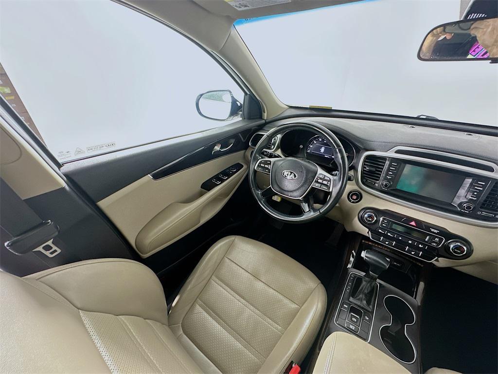 used 2020 Kia Sorento car, priced at $18,685