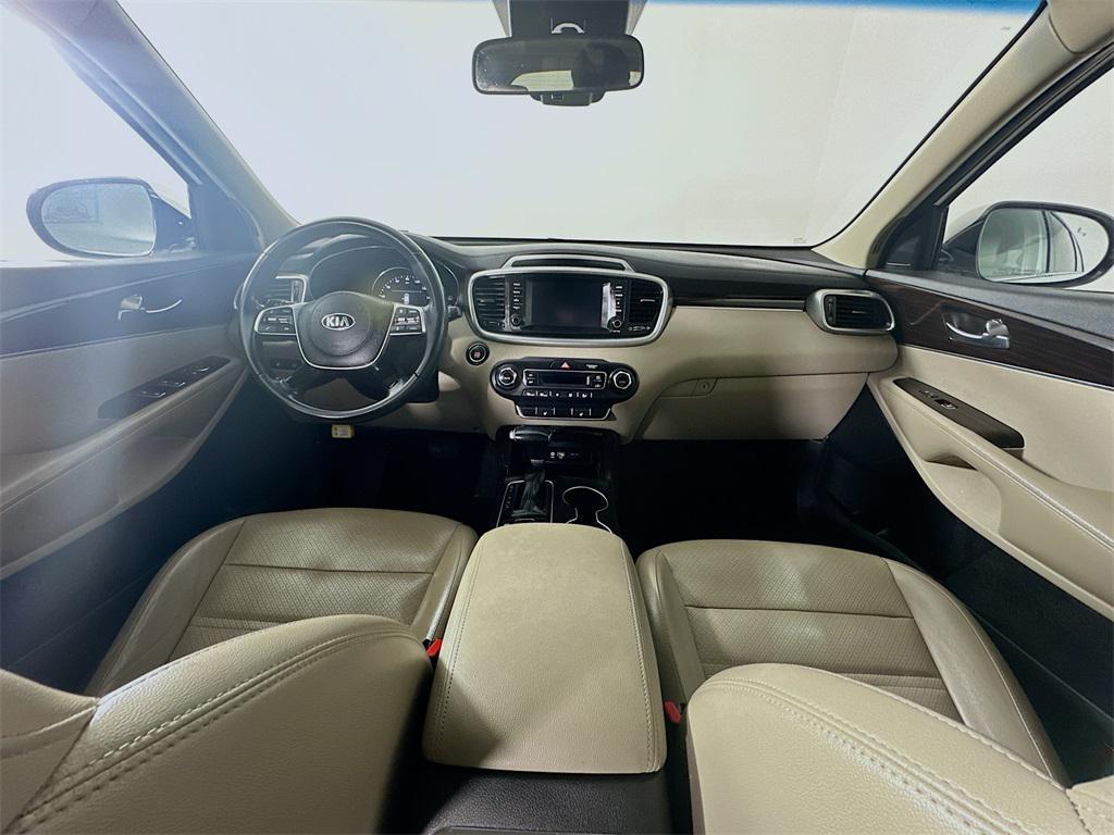 used 2020 Kia Sorento car, priced at $18,685