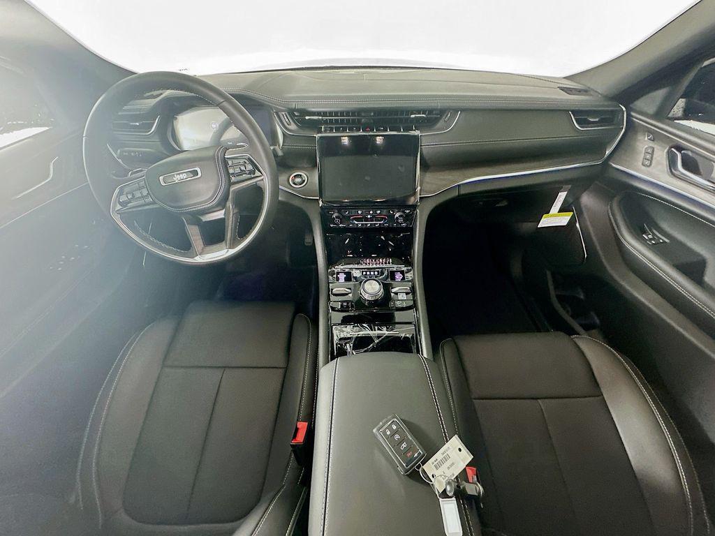 new 2025 Jeep Grand Cherokee L car, priced at $57,371