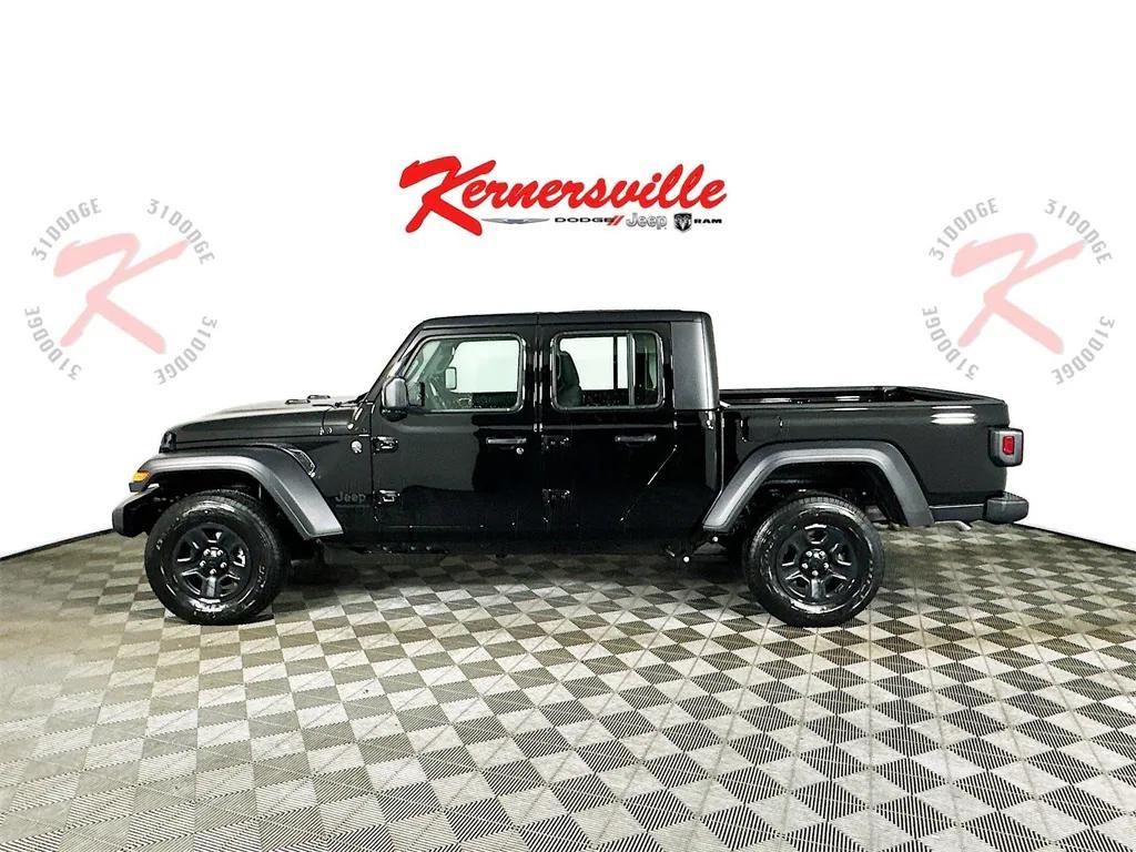 new 2026 Jeep Gladiator car, priced at $40,553