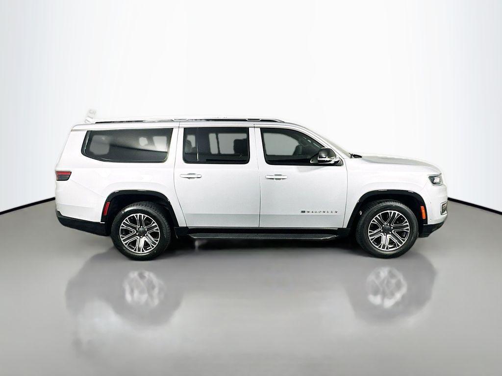 used 2024 Jeep Wagoneer L car, priced at $33,135