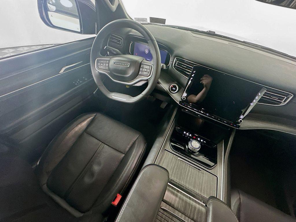 used 2024 Jeep Wagoneer L car, priced at $33,135