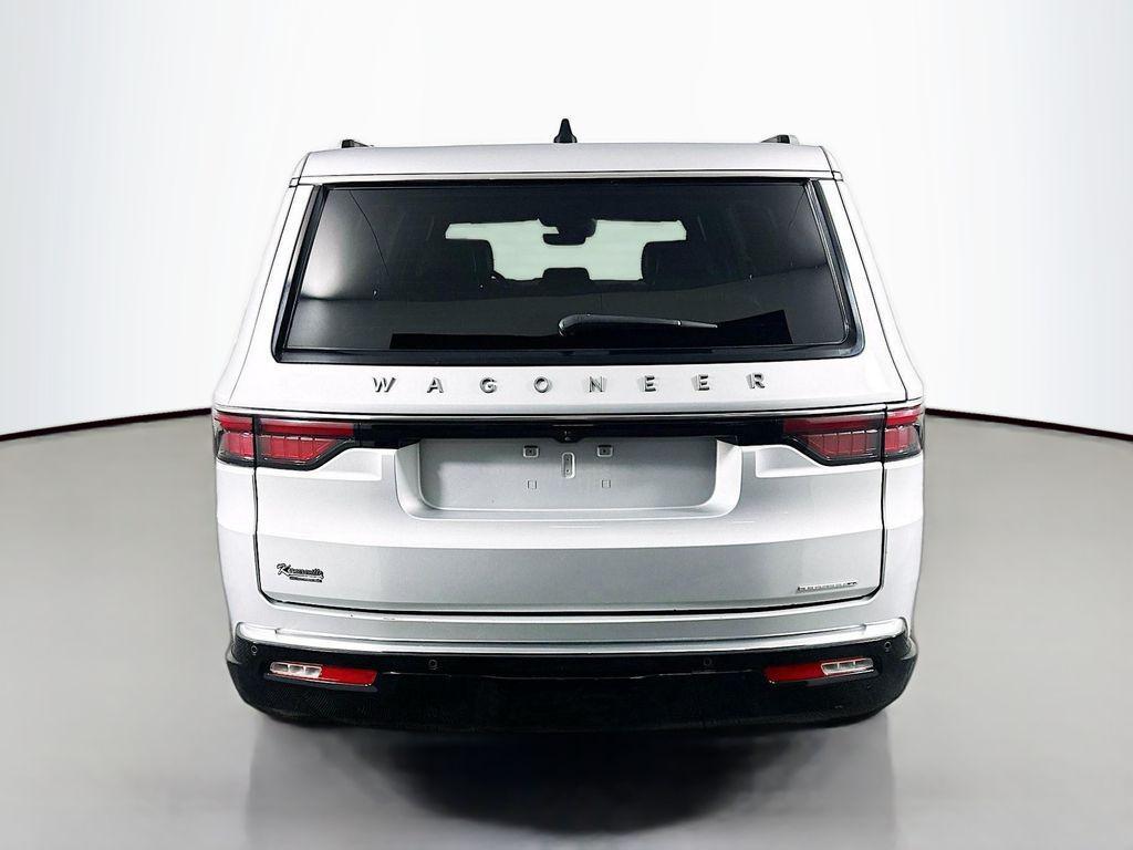 used 2024 Jeep Wagoneer L car, priced at $33,135