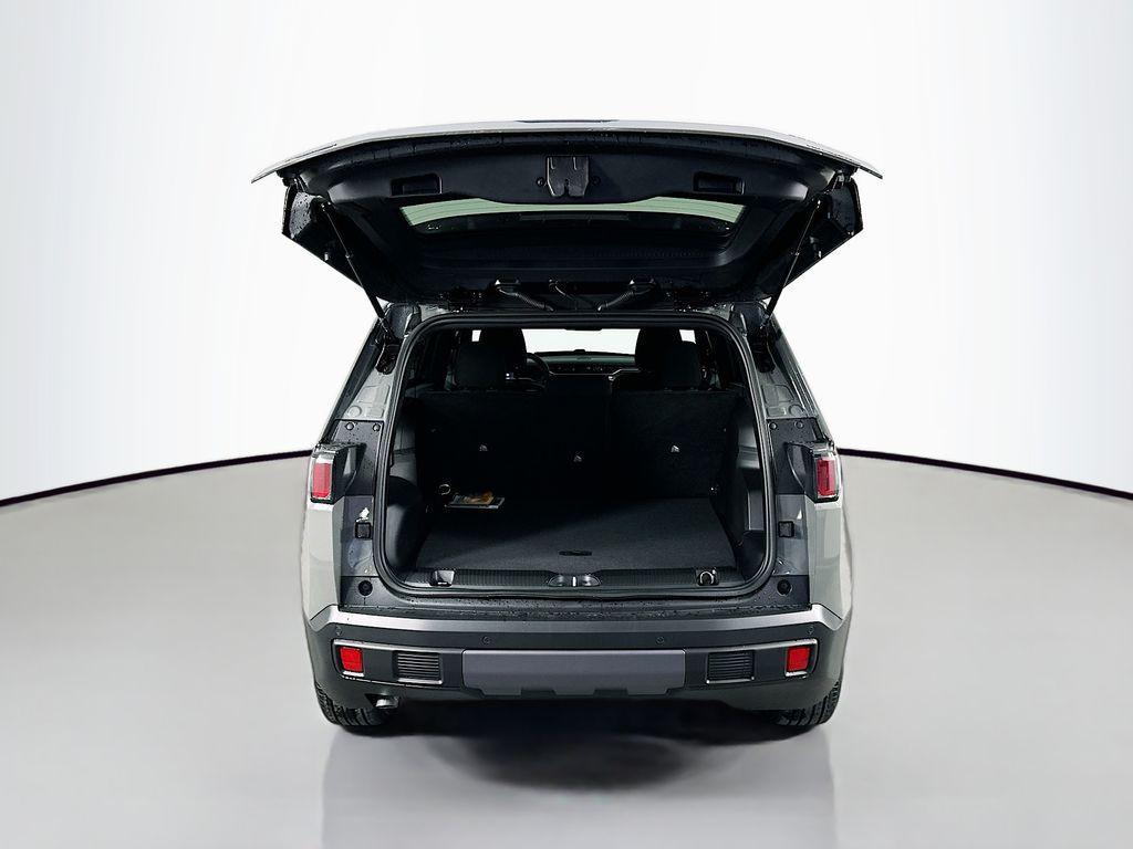 new 2026 Jeep Cherokee car, priced at $37,510