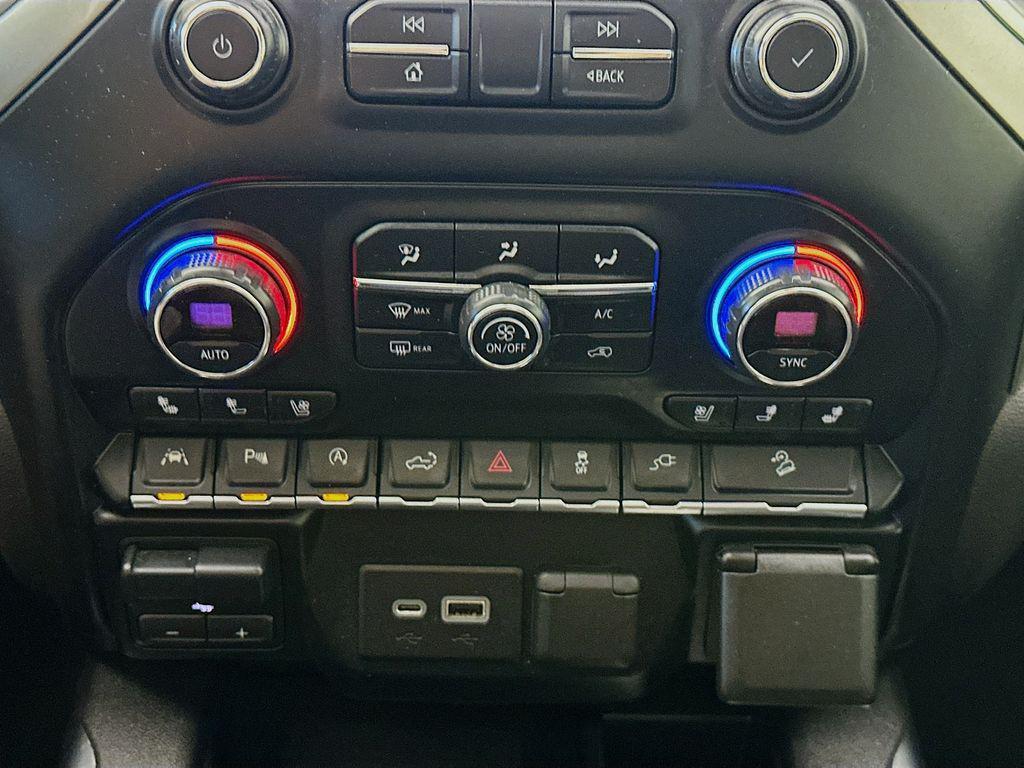 used 2019 Chevrolet Silverado 1500 car, priced at $33,784
