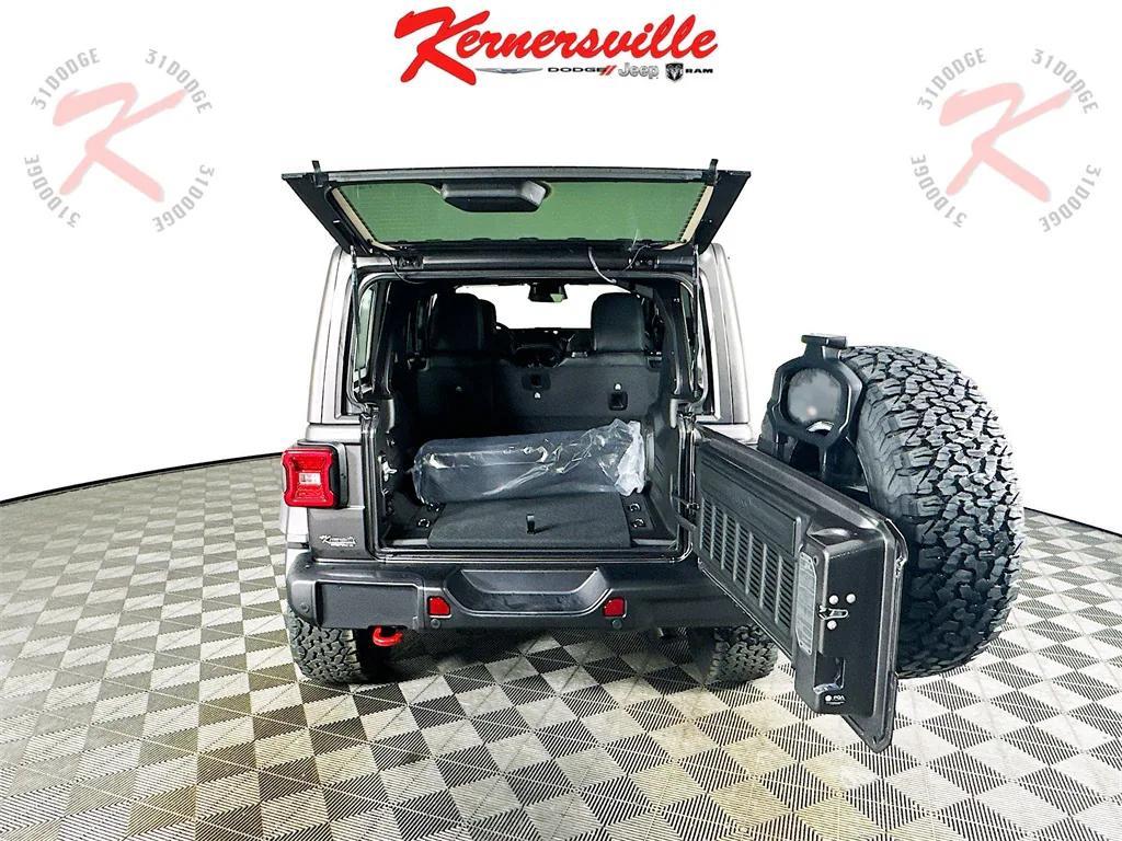 new 2026 Jeep Wrangler car, priced at $60,029