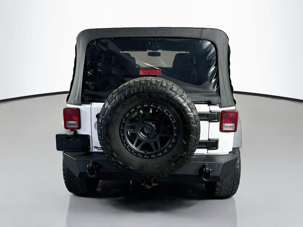 used 2015 Jeep Wrangler Unlimited car, priced at $14,284