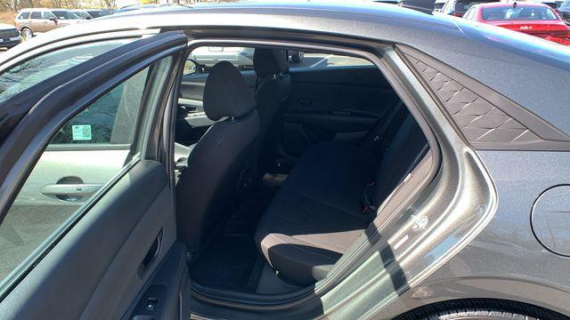 used 2025 Hyundai Elantra car
