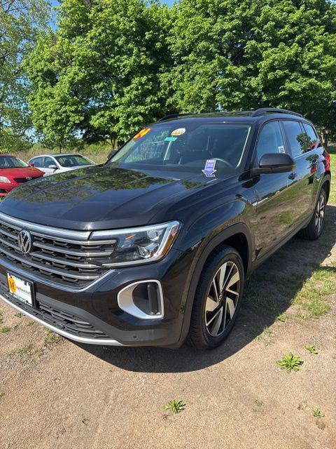 used 2024 Volkswagen Atlas car, priced at $28,990