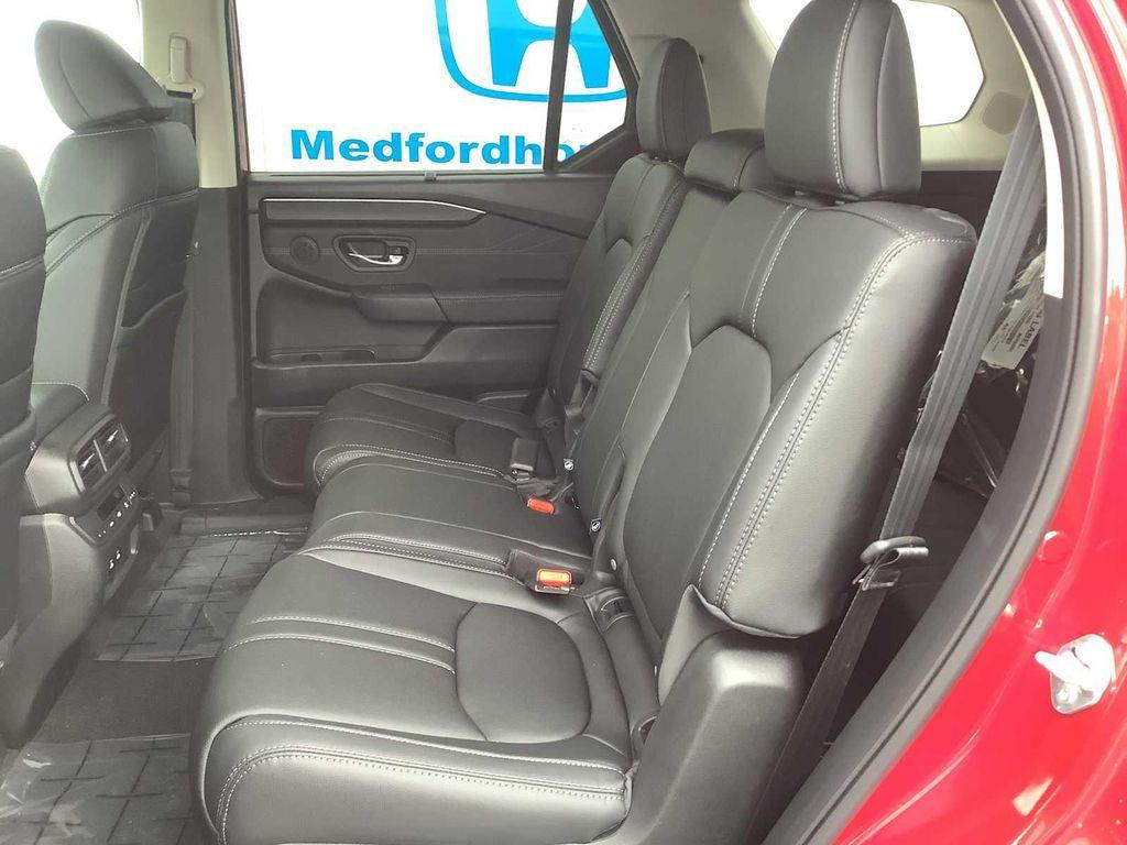 new 2026 Honda Pilot car, priced at $53,245