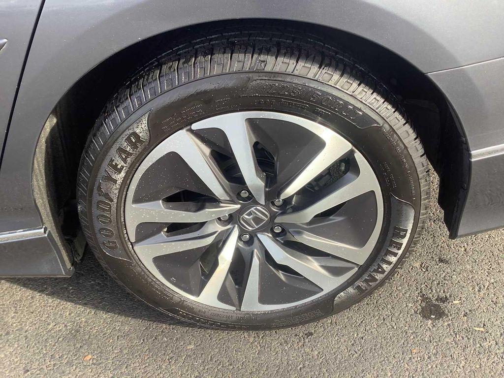 used 2020 Honda Accord Hybrid car, priced at $23,281