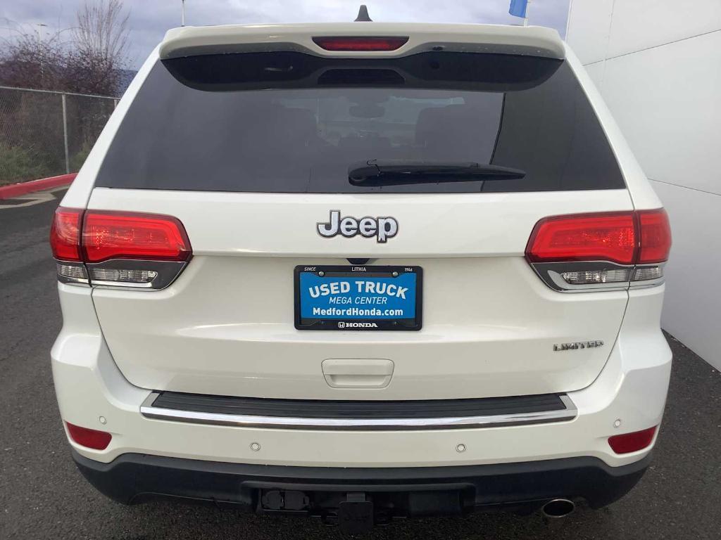 used 2018 Jeep Grand Cherokee car, priced at $17,587