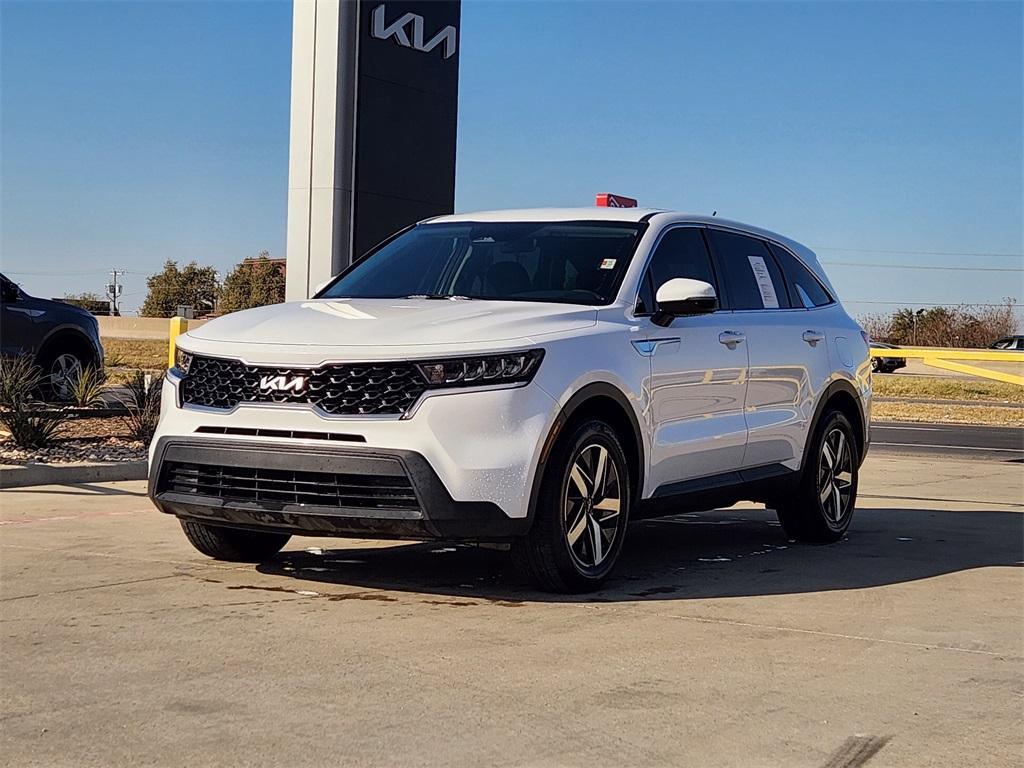 used 2022 Kia Sorento car, priced at $22,137