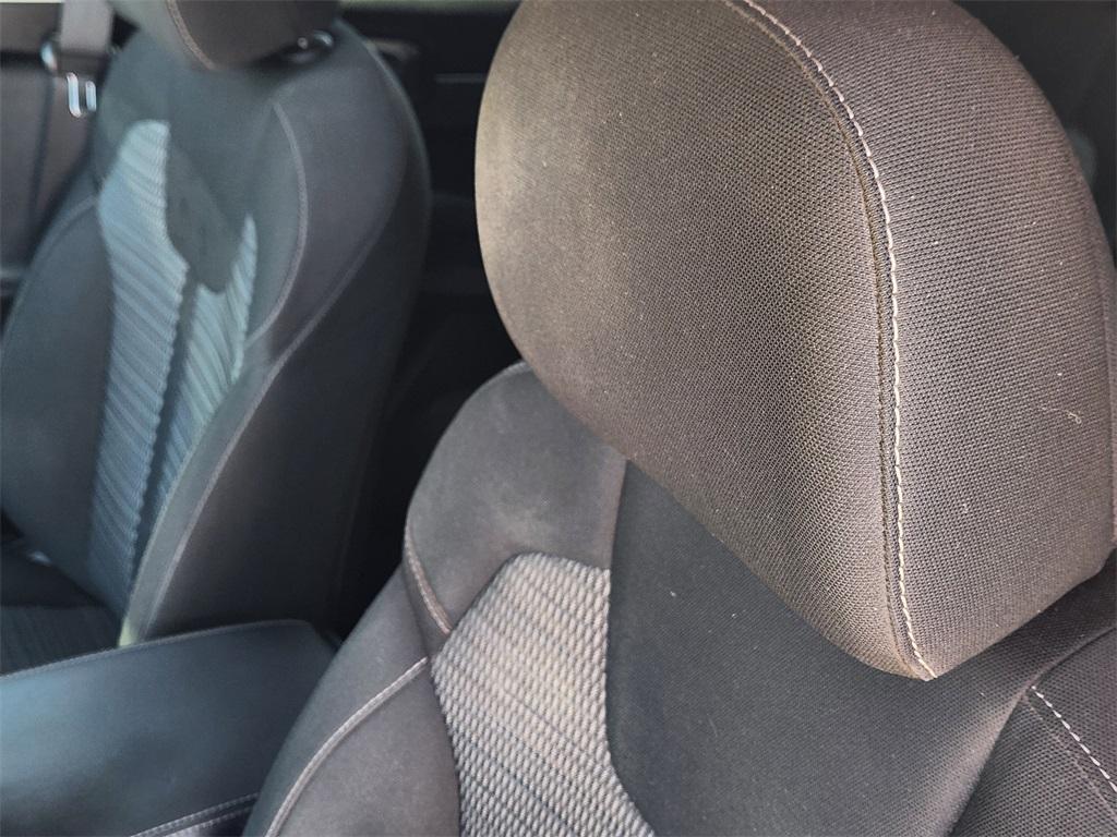 used 2022 Kia Sorento car, priced at $22,137