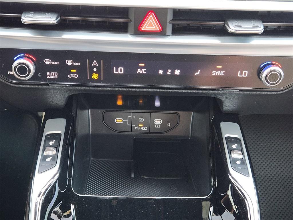 new 2026 Kia Sorento car, priced at $47,189