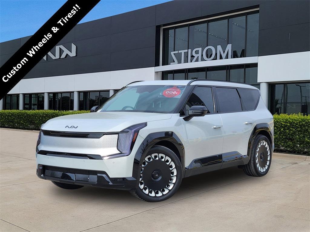 new 2026 Kia EV9 car, priced at $70,241