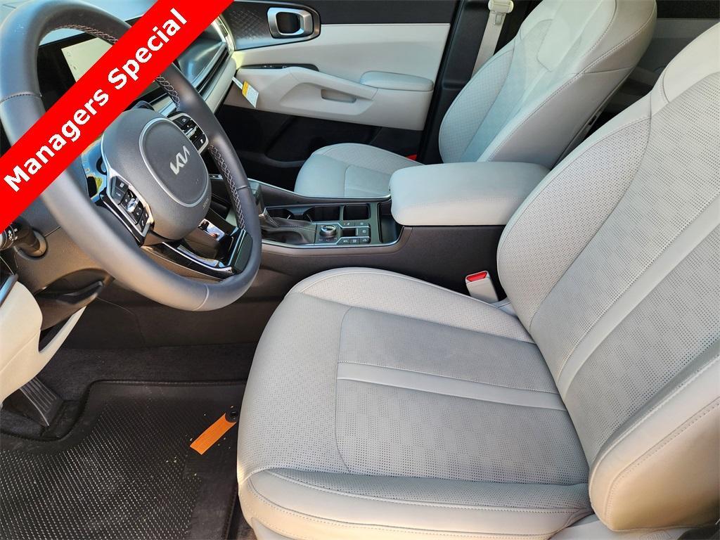 new 2025 Kia Sorento car, priced at $35,598