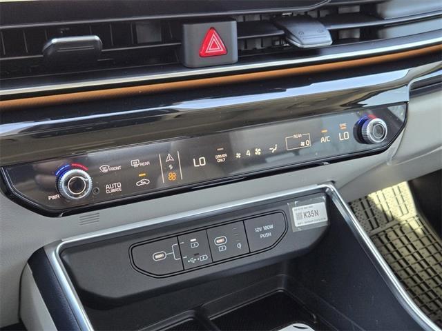 new 2026 Kia Carnival Hybrid car, priced at $55,395