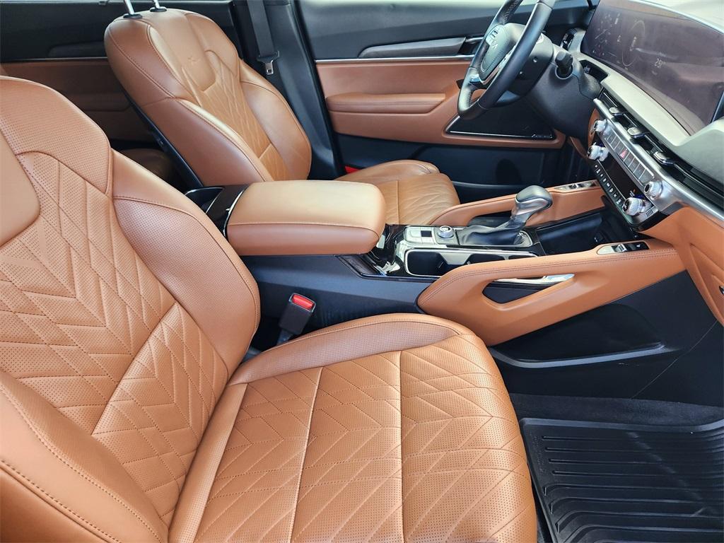 used 2024 Kia Telluride car, priced at $40,398