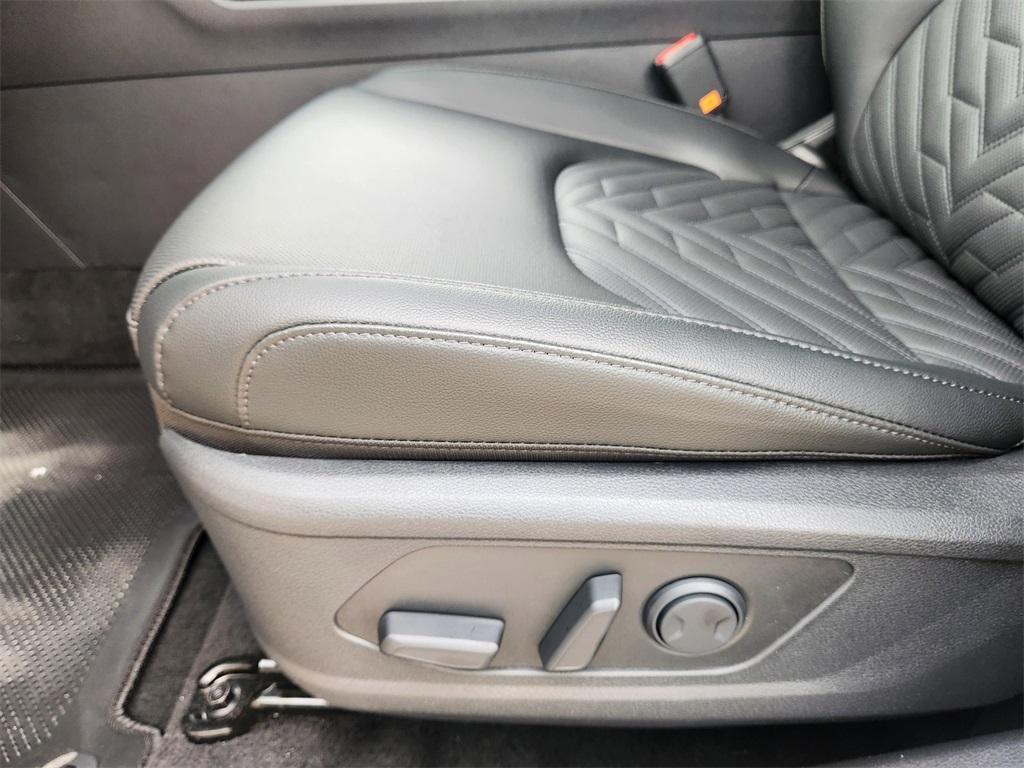 new 2026 Kia Sportage car, priced at $36,399