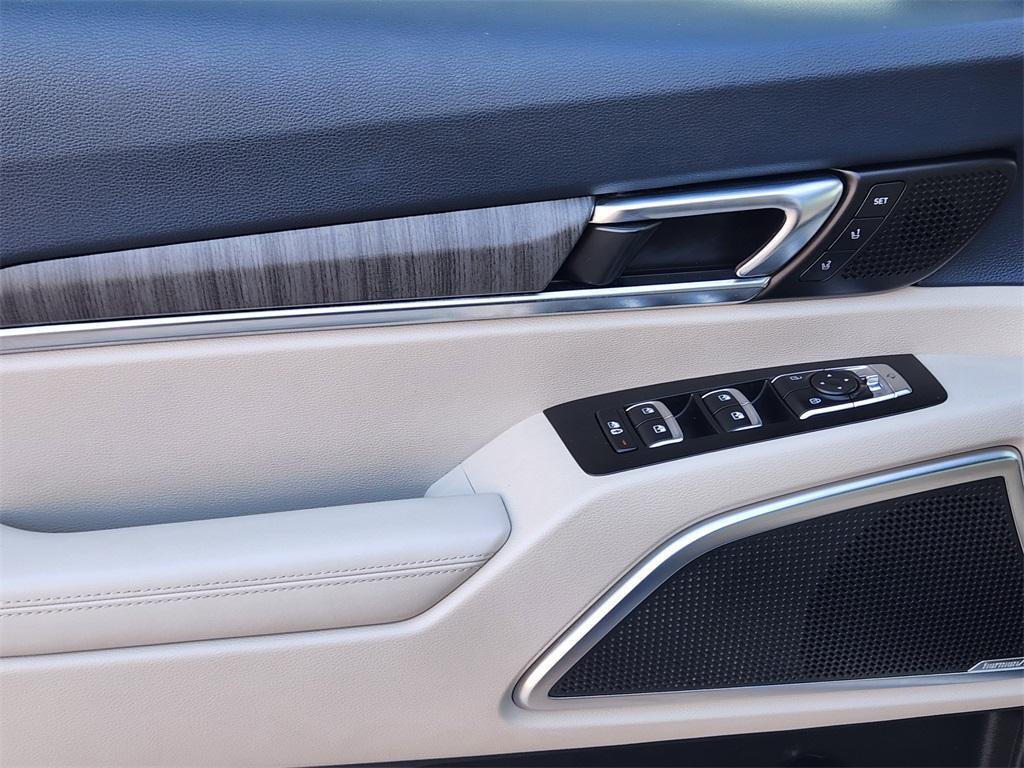 used 2023 Kia Telluride car, priced at $37,898