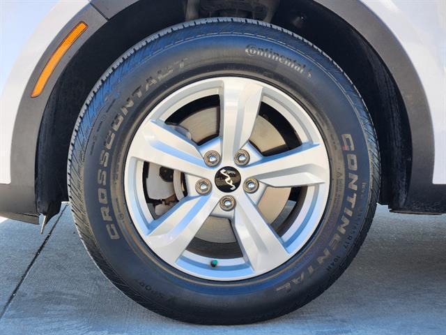 used 2022 Kia Sorento car, priced at $24,789