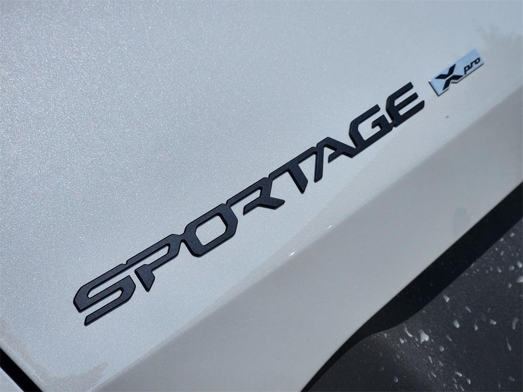 new 2026 Kia Sportage car, priced at $40,070