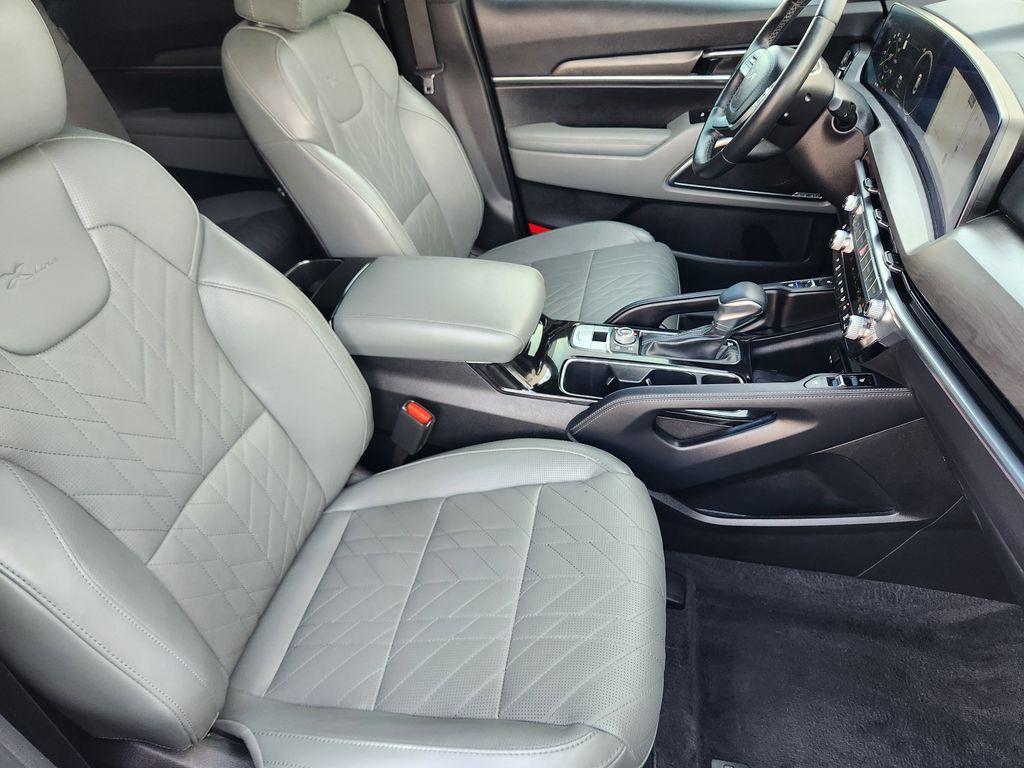 used 2024 Kia Telluride car, priced at $44,838