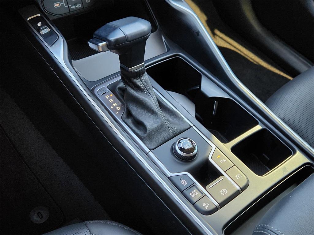 new 2025 Kia Sorento car, priced at $30,898