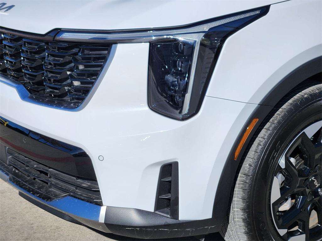 new 2025 Kia Sorento car, priced at $30,485