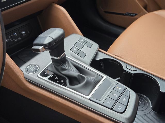 new 2026 Kia Sportage car, priced at $39,525