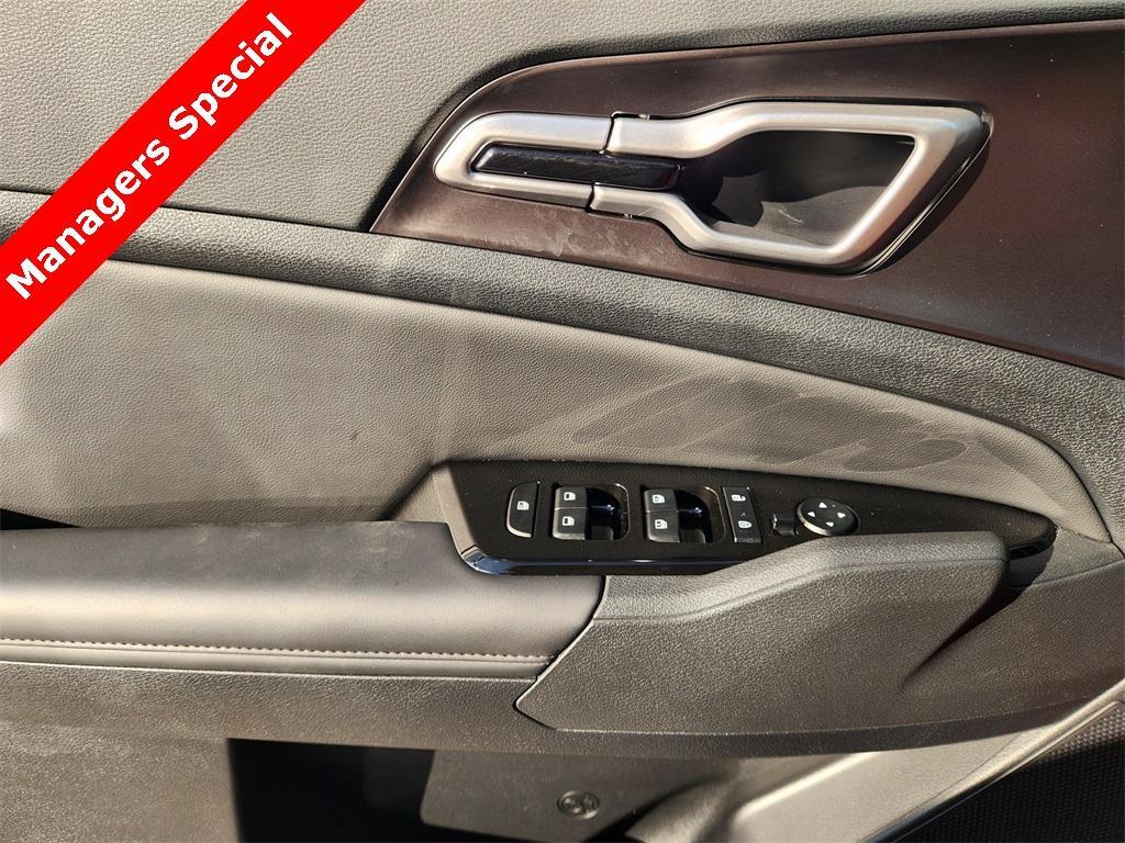 new 2025 Kia Sportage car, priced at $31,798