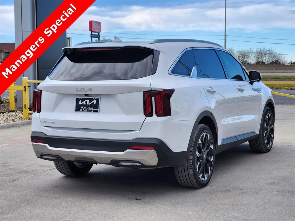 new 2025 Kia Sorento car, priced at $38,298