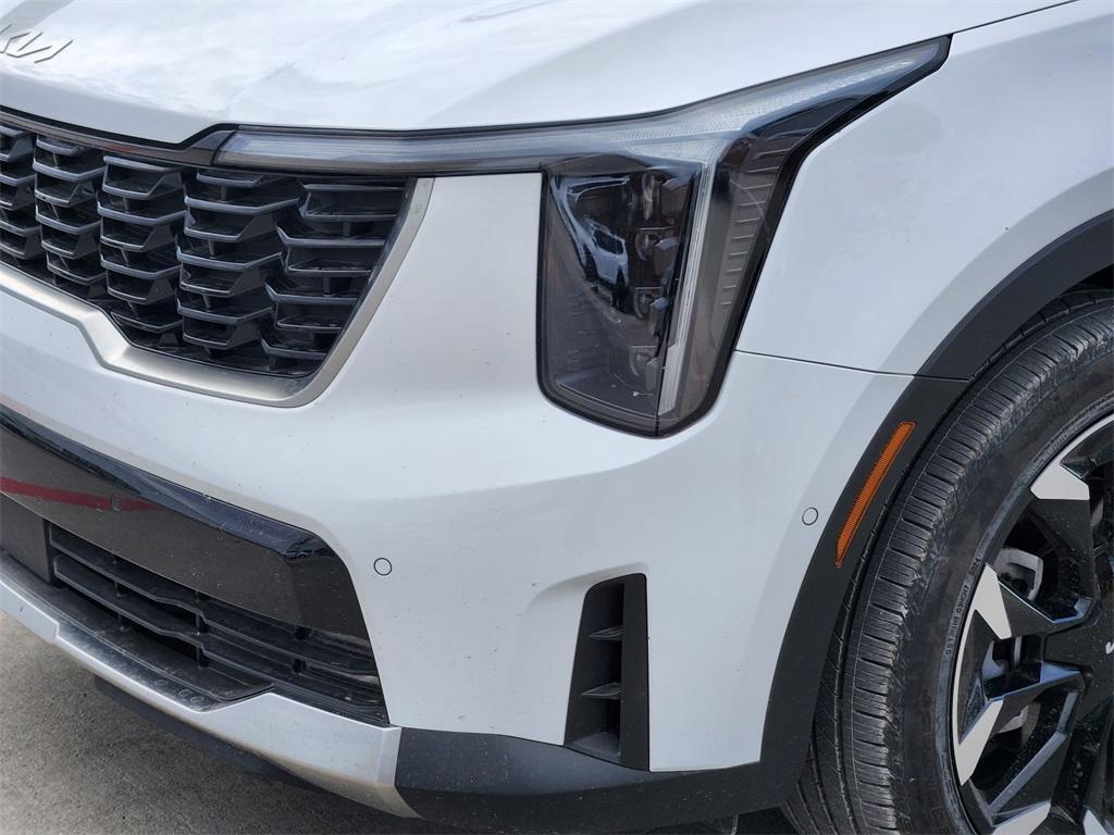new 2025 Kia Sorento car, priced at $38,298
