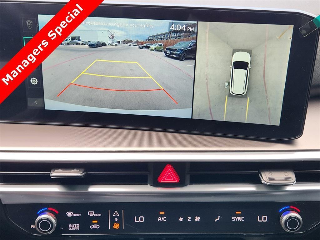 new 2025 Kia Sorento car, priced at $38,298