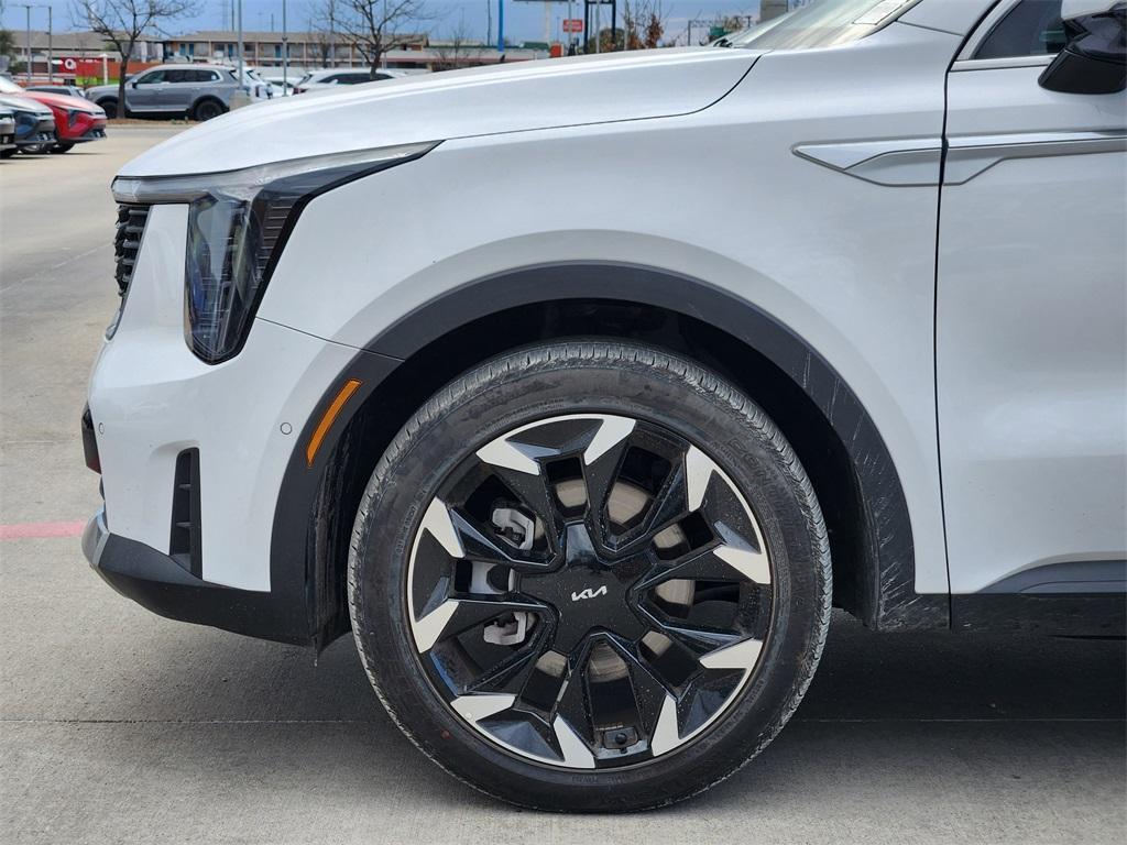 new 2025 Kia Sorento car, priced at $38,298