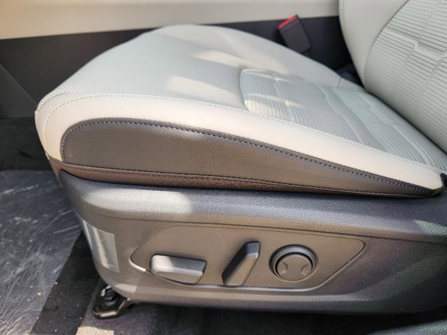 new 2026 Kia Sportage Hybrid car, priced at $42,865