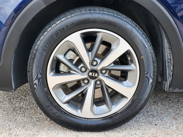 used 2019 Kia Sorento car, priced at $25,626