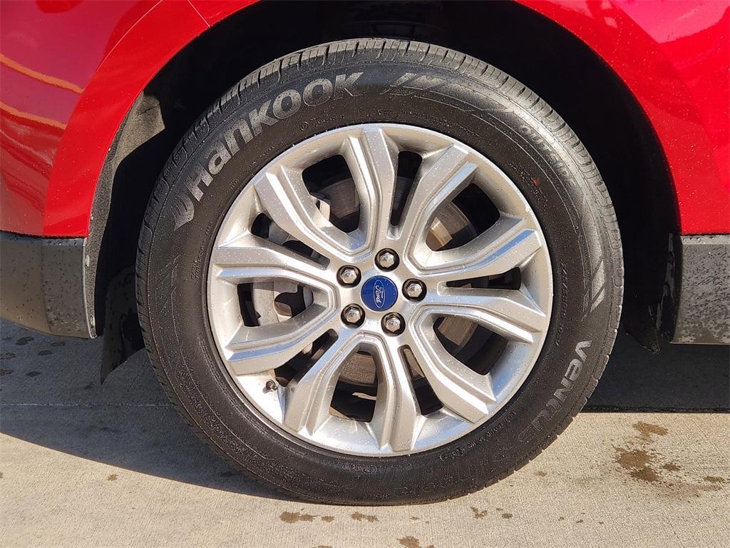 used 2022 Ford Edge car, priced at $24,437