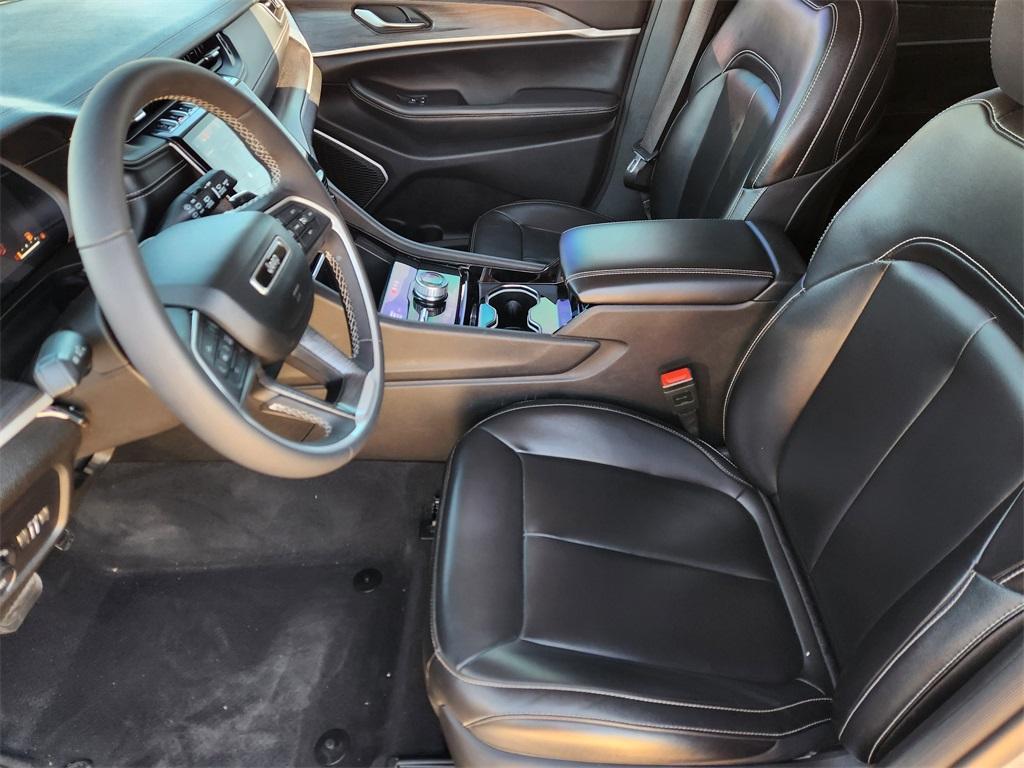 used 2023 Jeep Grand Cherokee L car, priced at $29,537