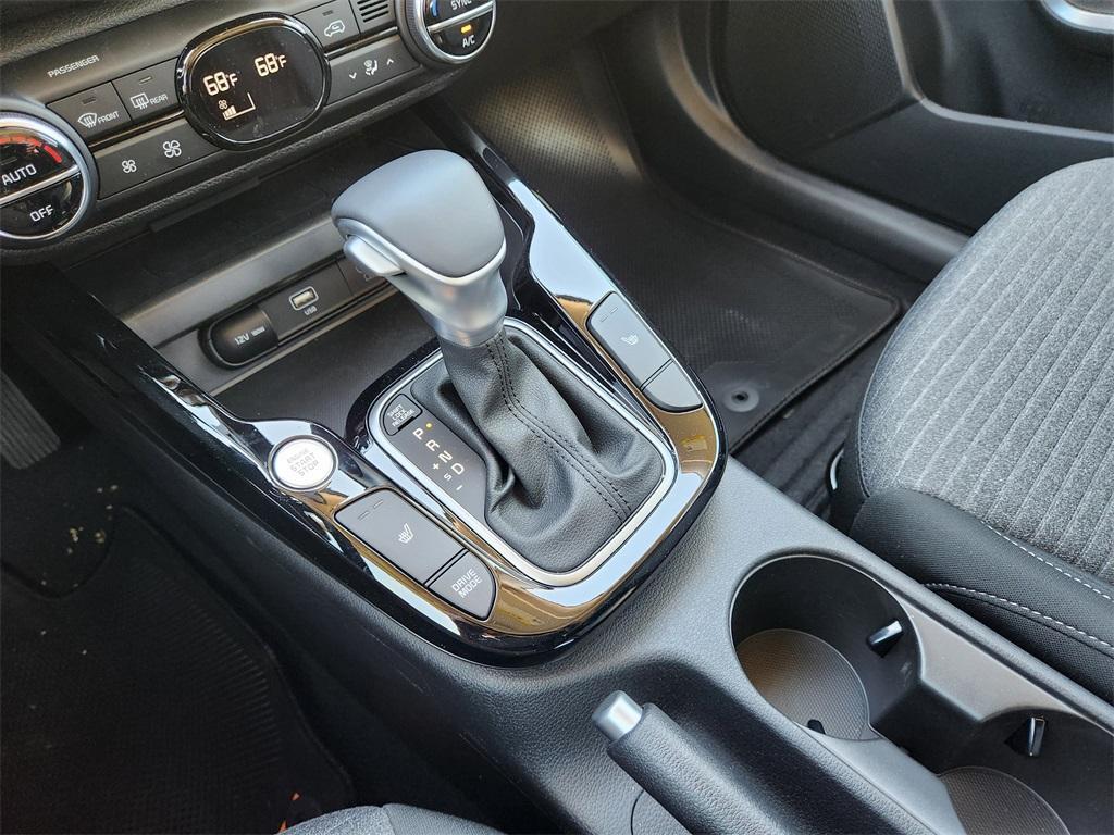 new 2025 Kia Soul car, priced at $25,885