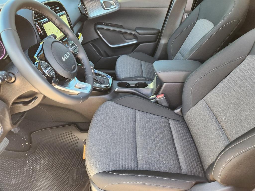 new 2025 Kia Soul car, priced at $25,885