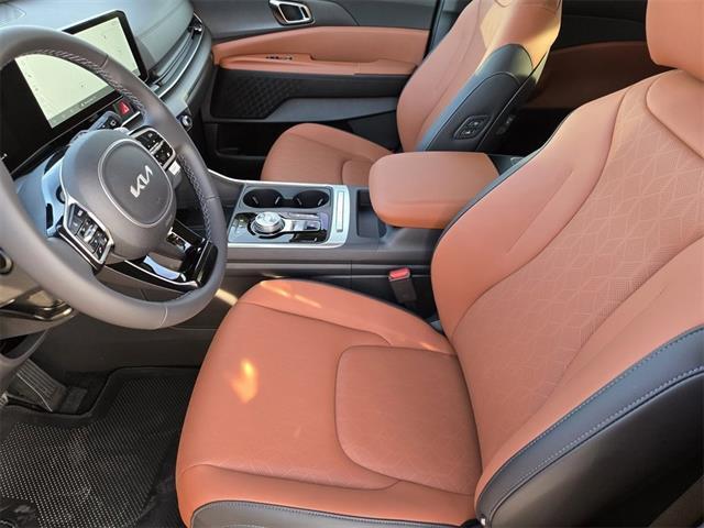 new 2026 Kia Carnival Hybrid car, priced at $45,865