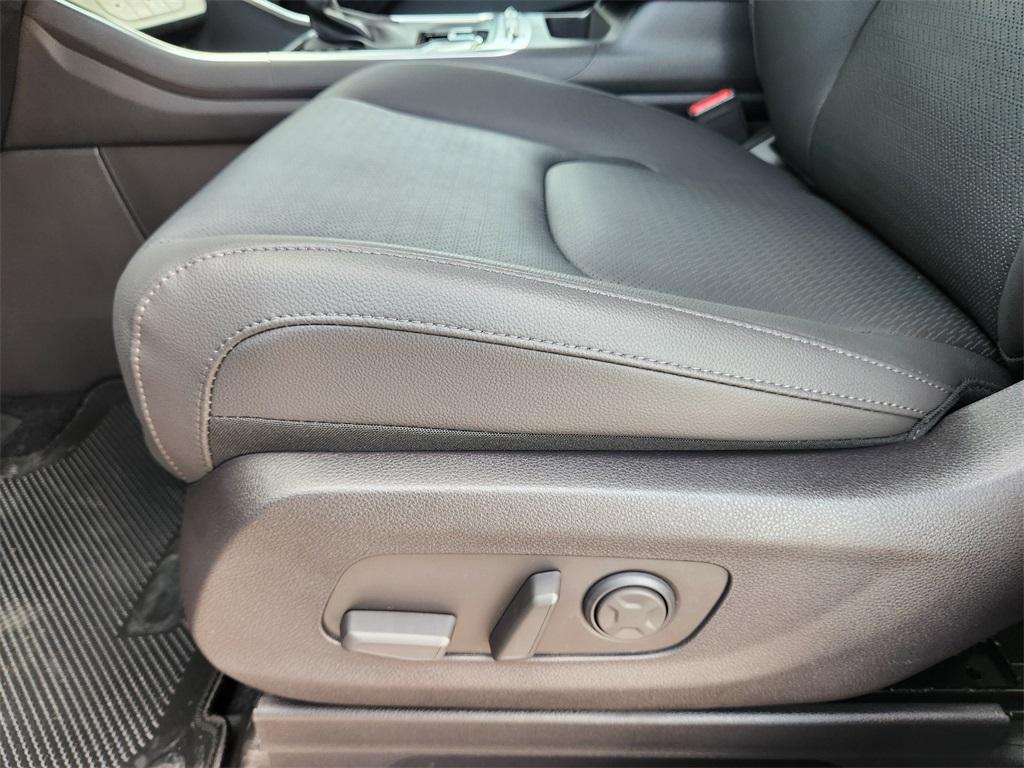 new 2026 Kia Carnival car, priced at $50,933