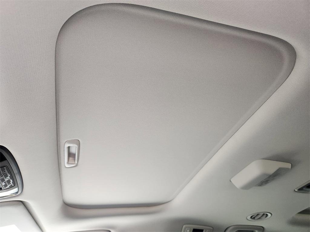 new 2026 Kia Carnival car, priced at $50,933