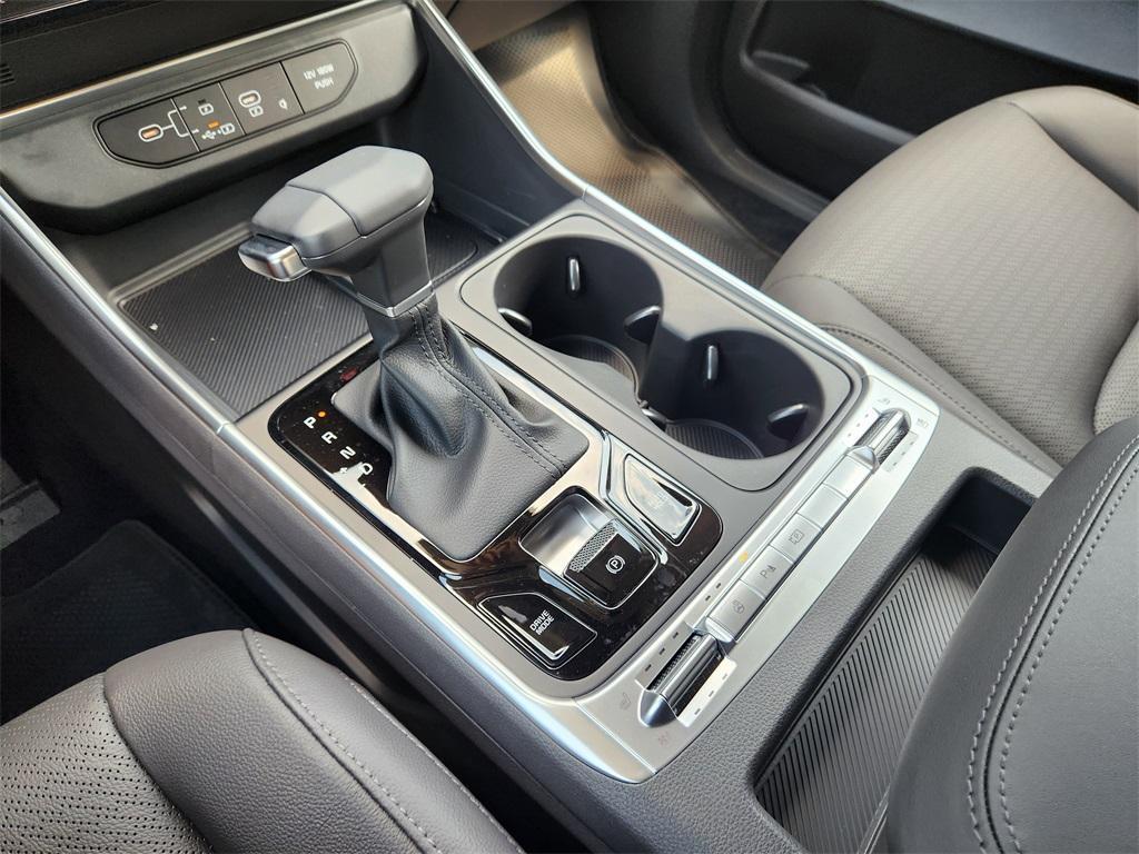 new 2026 Kia Carnival car, priced at $50,933