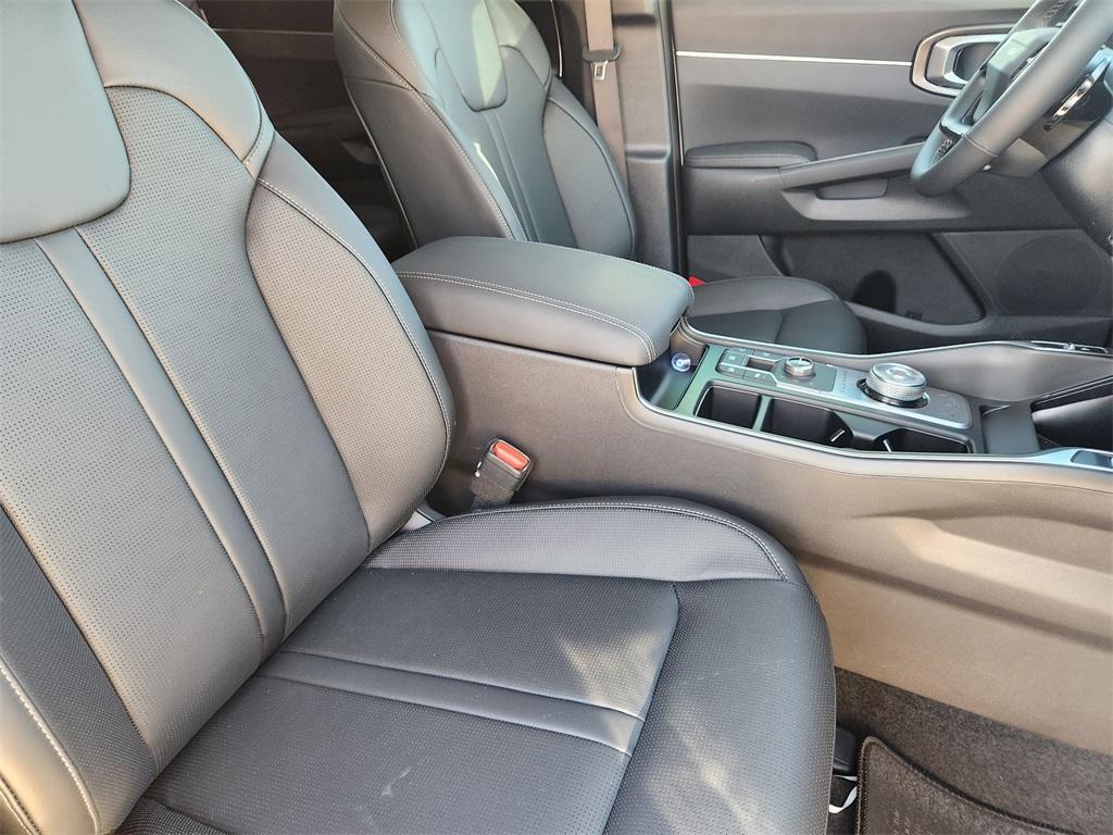new 2026 Kia Sorento Hybrid car, priced at $42,566