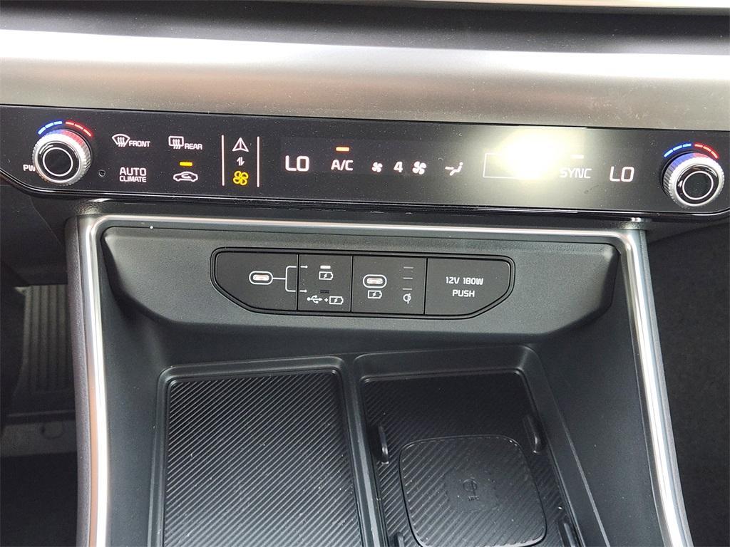 new 2026 Kia Carnival car, priced at $51,322